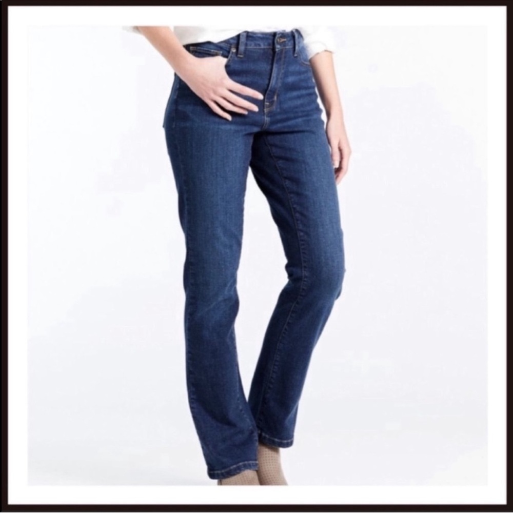 L.L. Bean Women’s Classic Fit Bootcut Stretch Jeans Size 10
